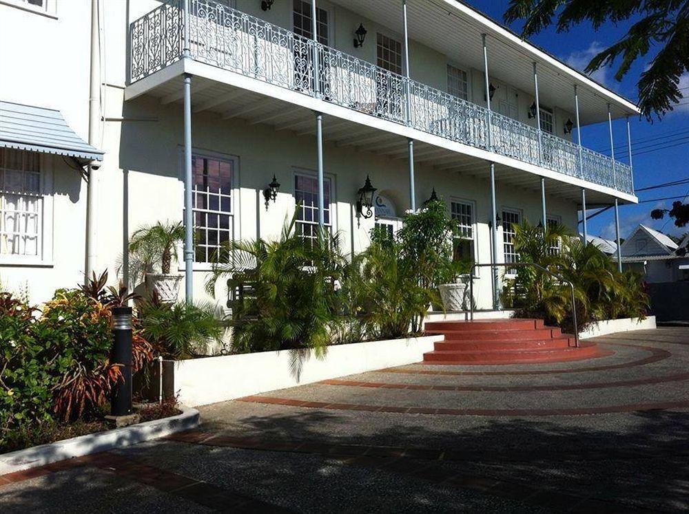 Savannah Beach Hotel Bridgetown Buitenkant foto