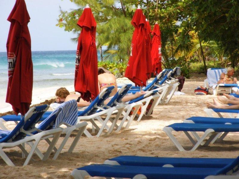Savannah Beach Bridgetown Buitenkant foto